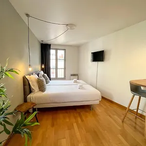  Appartement Charmant Studio Dans Un Immeuble 5